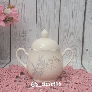 Cream Floral Ceramic Sugar Bowl with Lid - Brand Unspecified